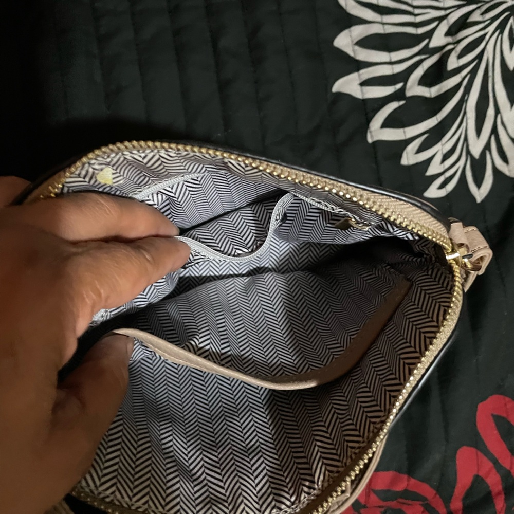 Purse - Picture 3 of 3